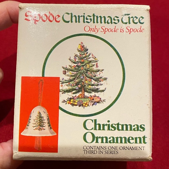 NIB vintage Spode Christmas Tree bell ornament - third in the series - Picture 3 of 9